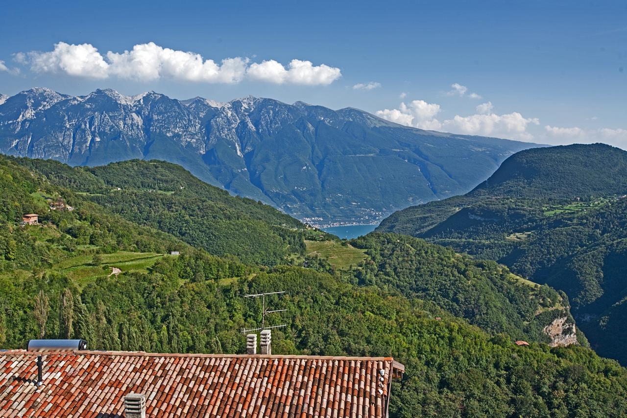 Casa Belvedere Garden By Gardadomusmea Tremosine Bagian luar foto